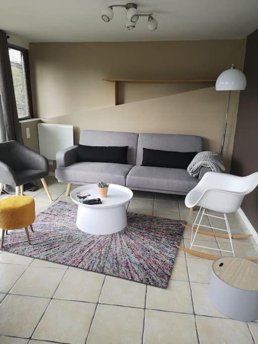 Confortable Maison A La Campagne Les Fougeres Exteriör bild
